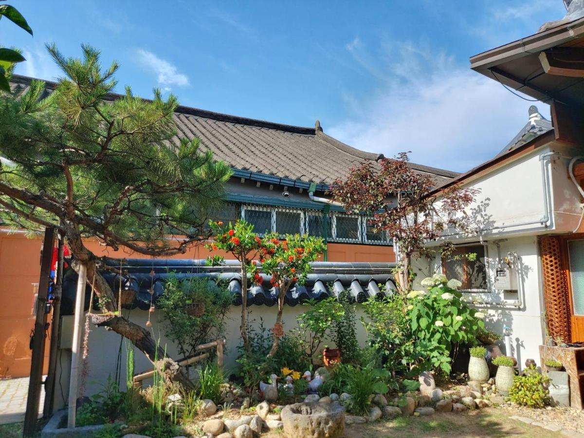 The Blue Cradle Otel Jeonju Dış mekan fotoğraf
