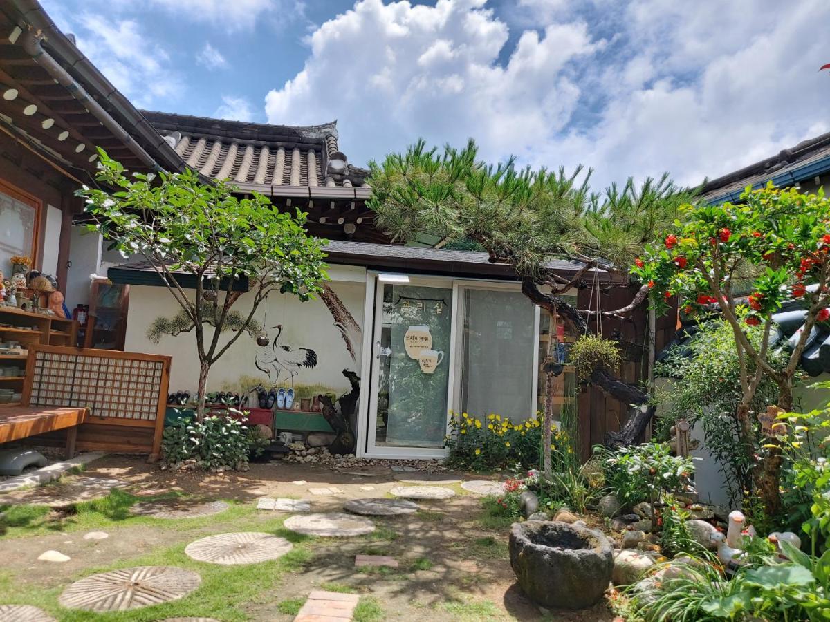 The Blue Cradle Otel Jeonju Dış mekan fotoğraf