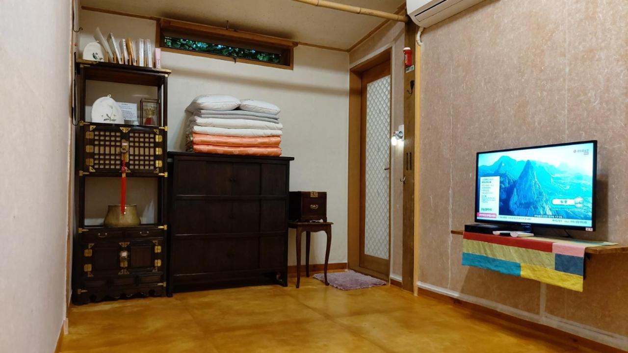 The Blue Cradle Otel Jeonju Dış mekan fotoğraf