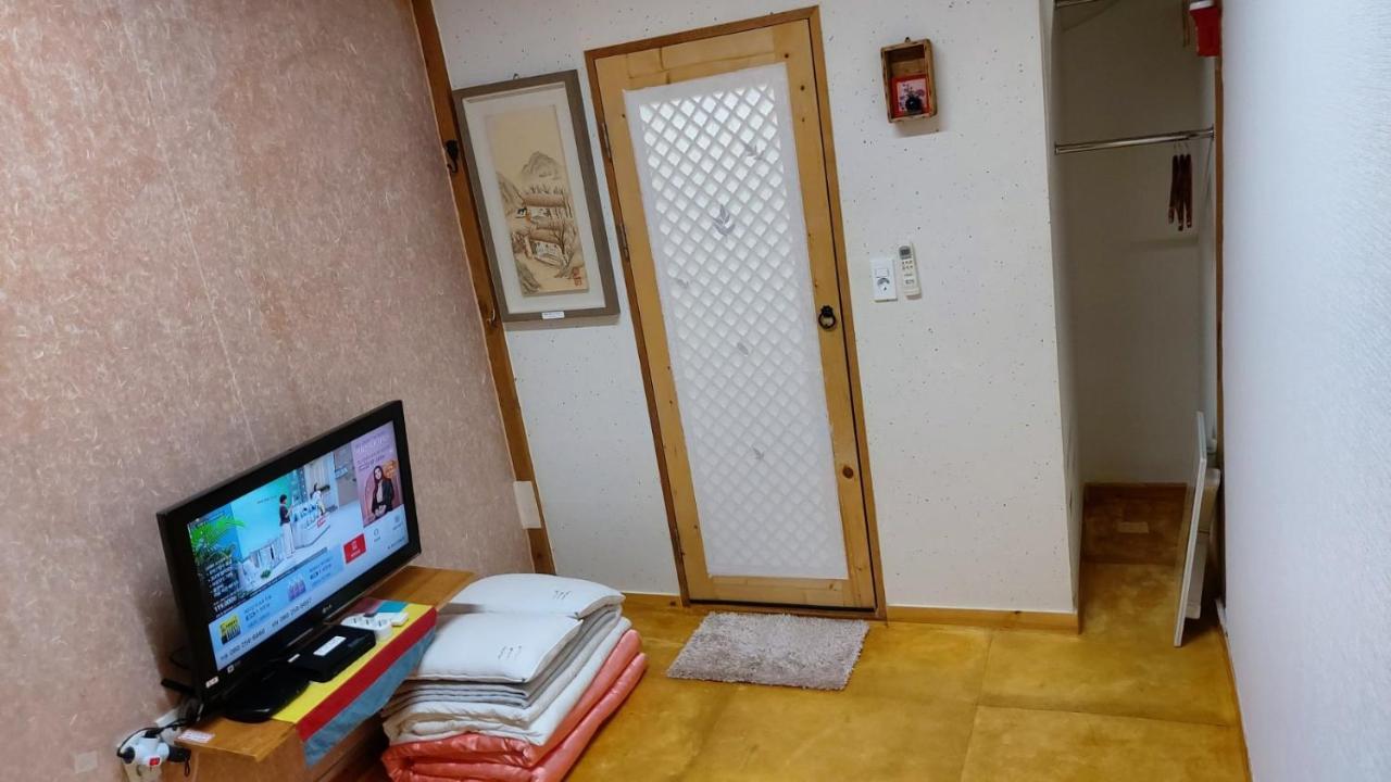 The Blue Cradle Otel Jeonju Dış mekan fotoğraf